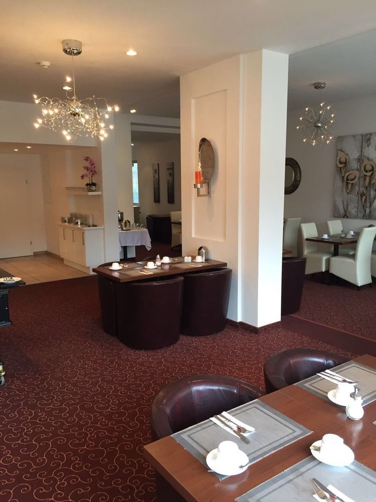 Wiking Hotel Henstedt-Ulzburg Buitenkant foto